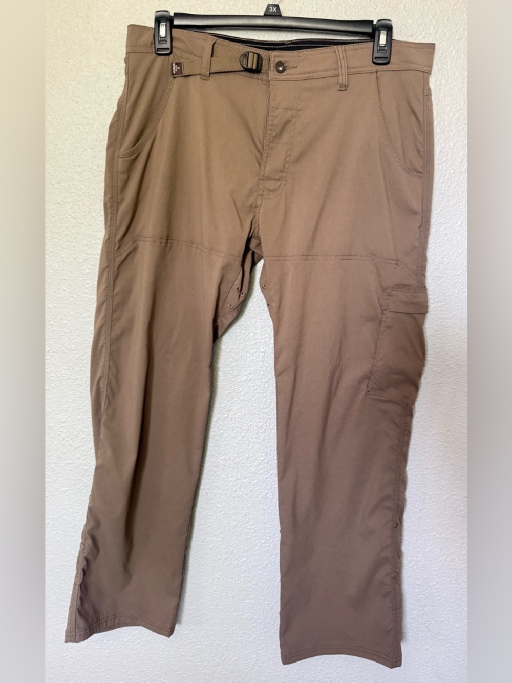 prAna Stretch Zion Hiking Cargo Pants in Brown size 36x30